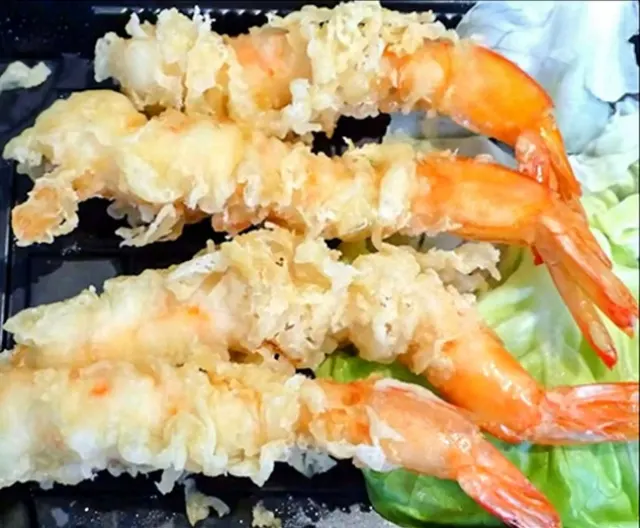 Five crispy scampi pieces