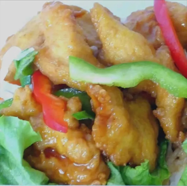 Sweet, sour and spicy chicken with rice