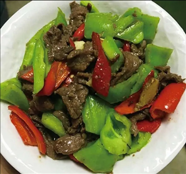 Beef and mixed vegetables stir-fry