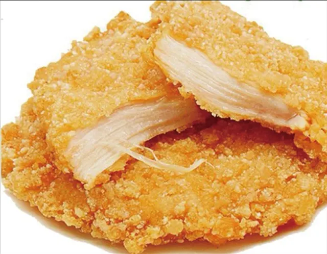 Crispy chicken escalope with noodle soup